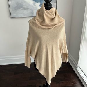 Karen Millen handkerchief Hem Wool Blend Turtleneck